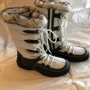Women’s NWOB Totes Winter Boots